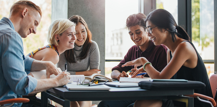 Differenza tra junior e senior consultant nelle aziende di consulenza