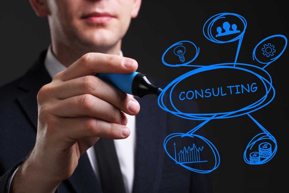 Differences between consulting companies and service companies