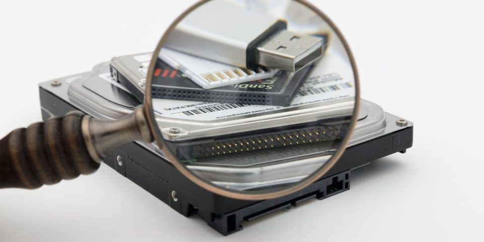 Differenza tra memoria flash e hard disk in informatica